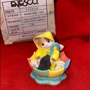 Collectible Calico Kittens figurine “Friendships Weather All Storms”